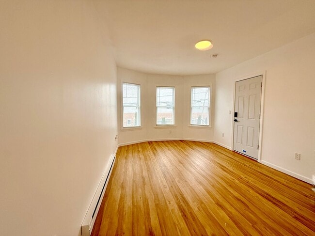 Photo - 70 Lindley St Unit 2nd Floor