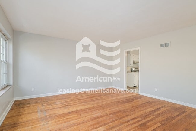 Photo - 6910 Groveland Dr