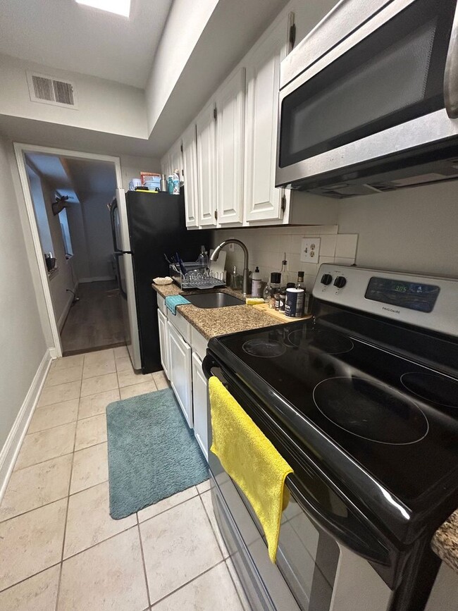 Photo - Exceptional Location 1 Bedroom 1 Bathroom Condo Newly remodeled Unit # 905