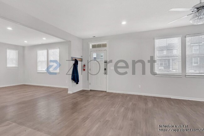 Photo - 30970 NW Turel Dr