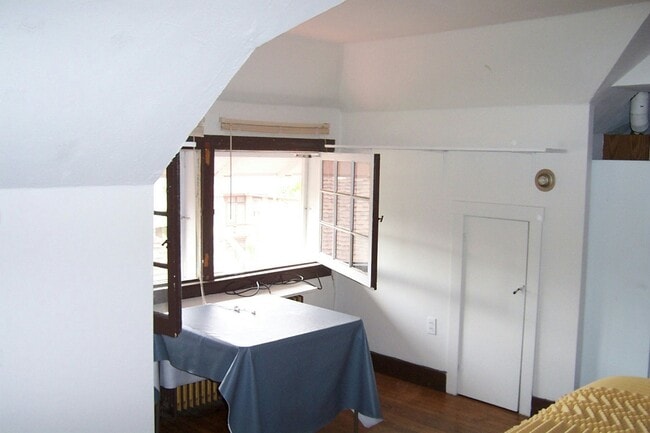 Photo - 732 S Forest Ave