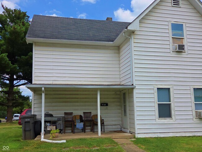 Photo - 33 1/2 Miley Ave