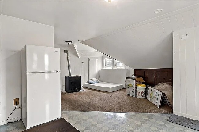 Photo - 102 Francis Ave