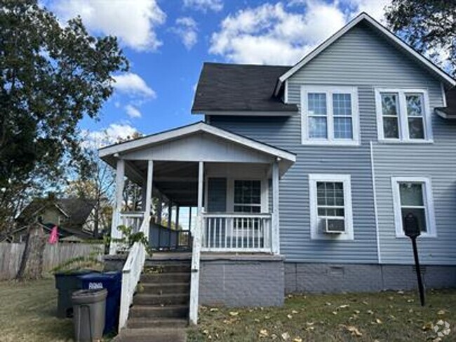 Building Photo - Charming Duplex in Central Huntsville Rental