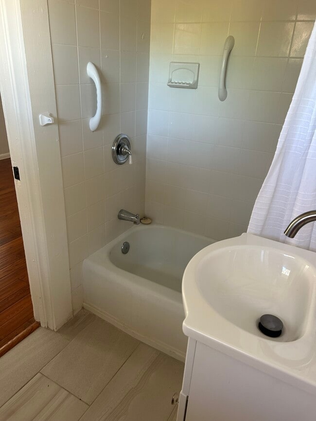 Photo - 3111 Elmer St