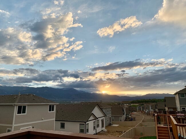 Photo - 1686 Derbyshire St