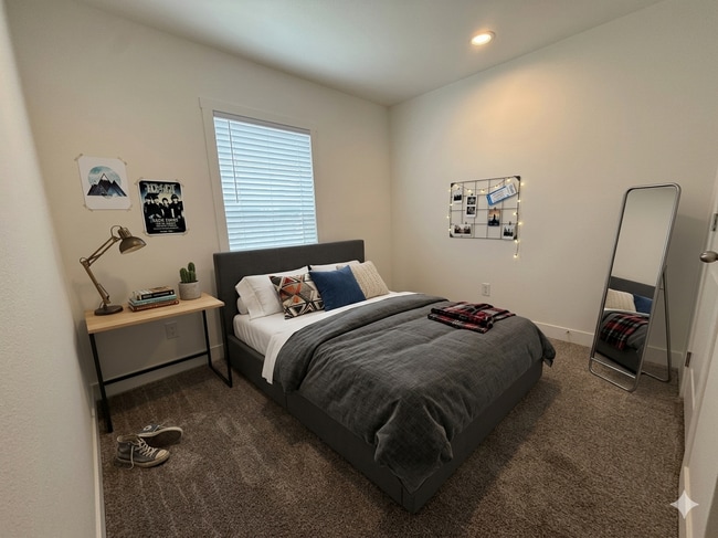 Photo - 3601 E Wyoming Ave