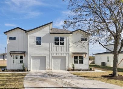 Photo - 216 E 20th St