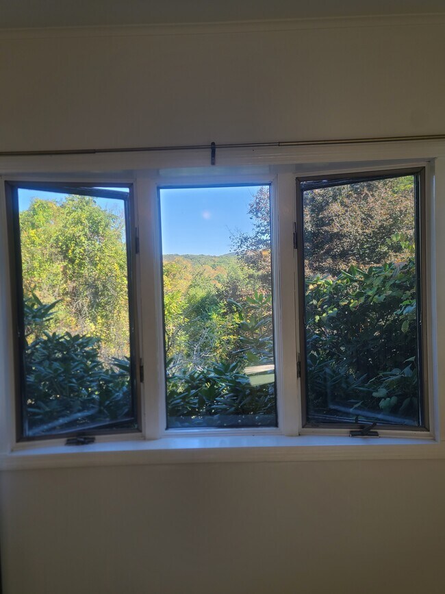 3 Orchard Ln Unit Cold Spring NY rare find