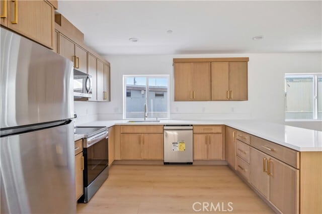 Photo - 10905 Dalerose Ave