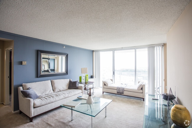 Interior Photo - Enclave Silver Spring Rental