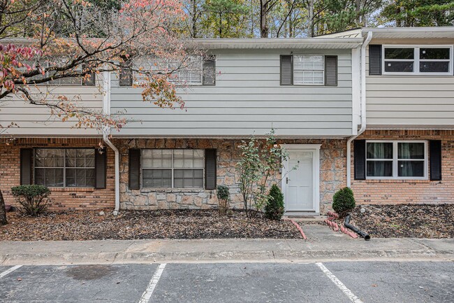 Must see 3BR/2.5BA Condo In Union City! - Must see 3BR/2.5BA Condo In Union City!