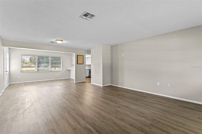 Photo - 4584 Kirkland Blvd