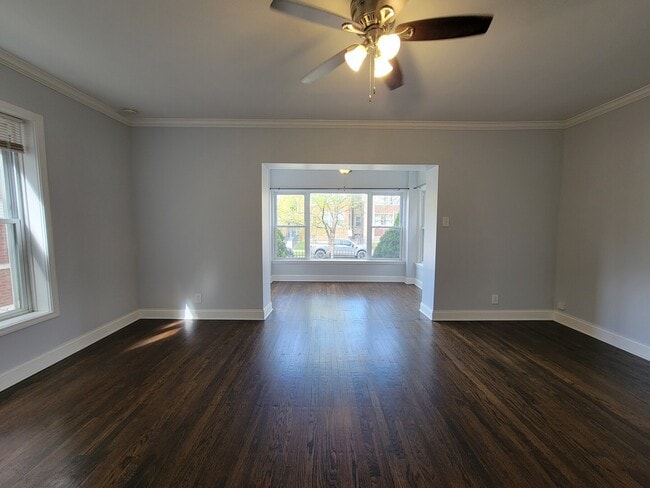 Photo - 4849 N Sawyer Ave Unit 1