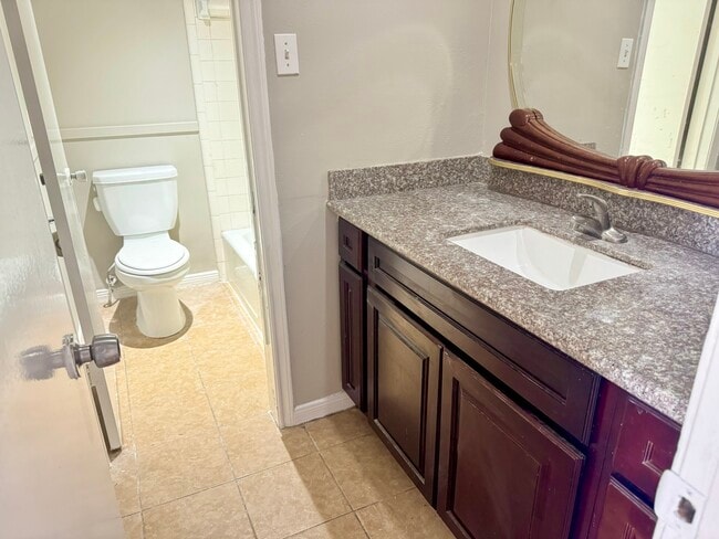 Photo - 9622 Sandstone Rd