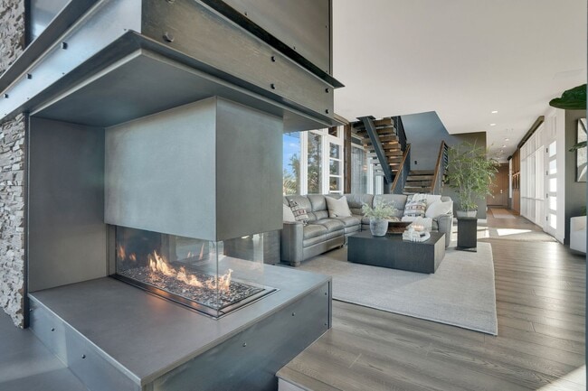 Photo - Contemporary Fully Furnished Four Bed Four Bath Masterpiece in Tetherow