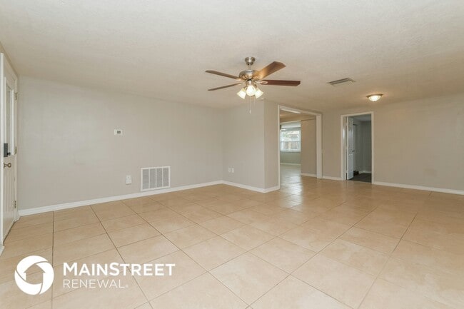 Photo - 5700 Thrush Dr