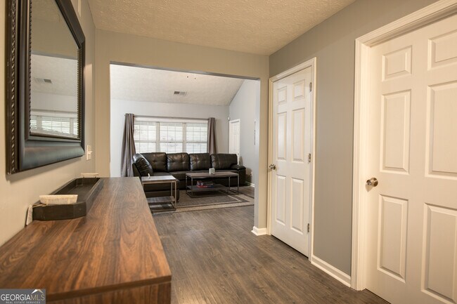 Photo - 7151 Springchase Way