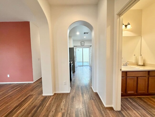 Photo - Stylish 2-Bedroom Living with Community Amenities