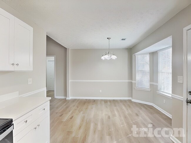 Photo - 210 Baxter Ln