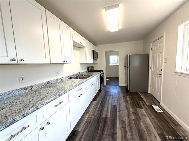 Photo - 9041 Clarkson St