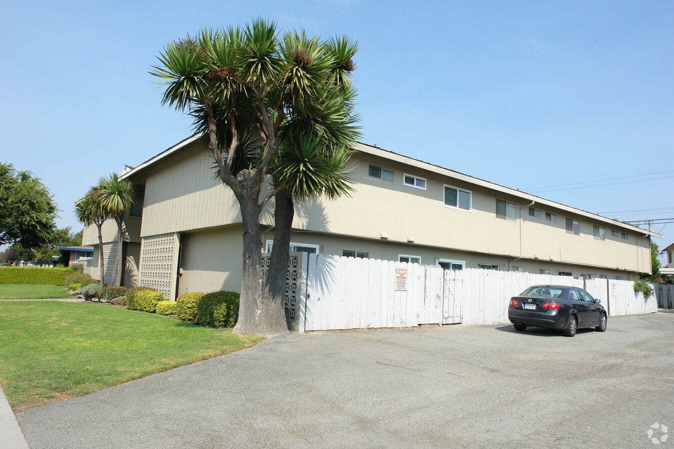 Photo - 1107 Pajaro St Apartments