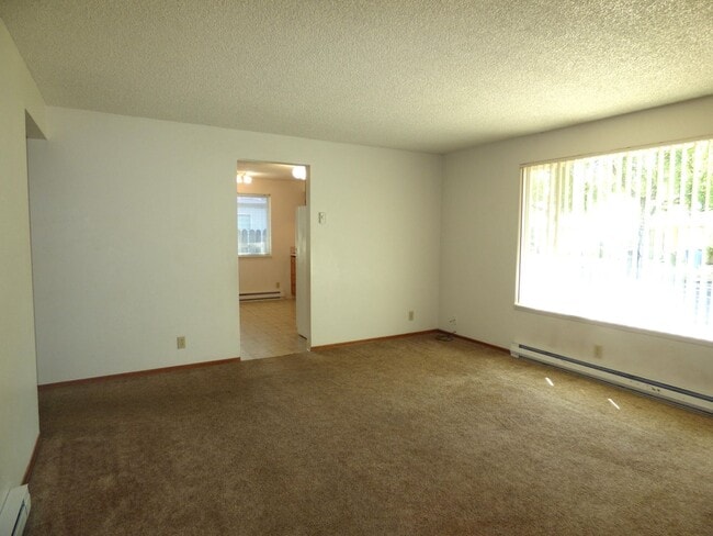 Photo - 1375-1377 Franklin St NW Salem, OR 97304 Unidad 1375