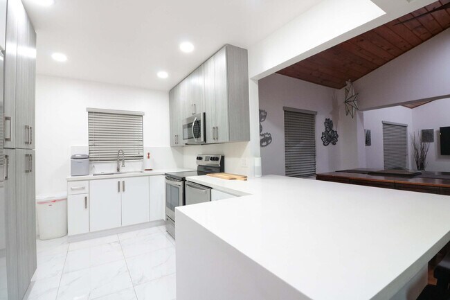 Photo - 753 NE 81st St Unit ID1225783P