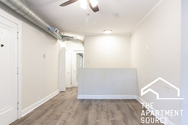 Photo - 1253 W Henderson St Unit 1