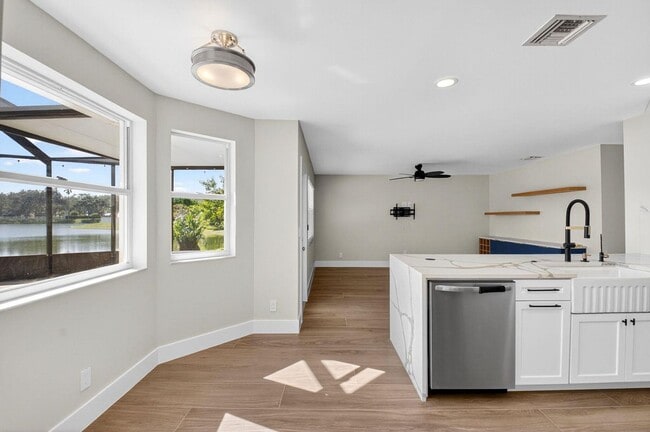 Photo - 7306 Spinnaker Bay Dr