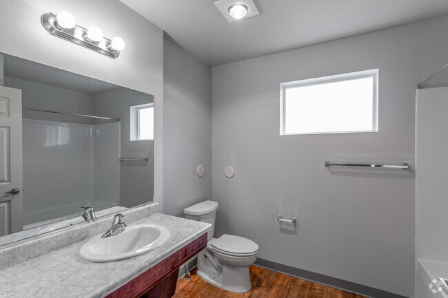 Studio - 604SF - Remington Apartmetns