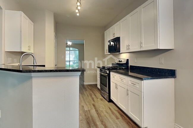 Photo - 10931 S Falls Terrace