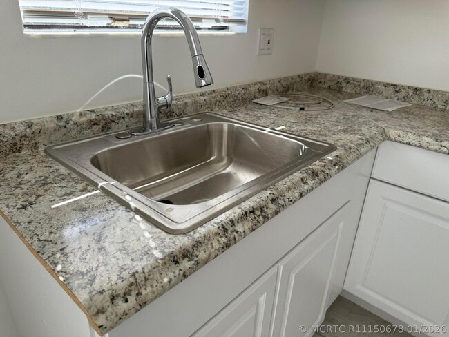 Photo - 2103 Wharf Ln