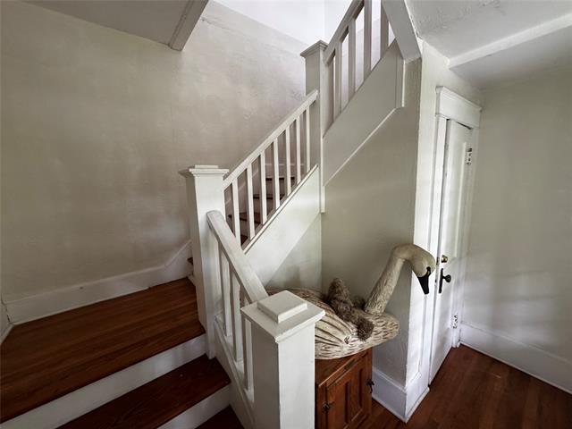 Photo - 4932 Victor St