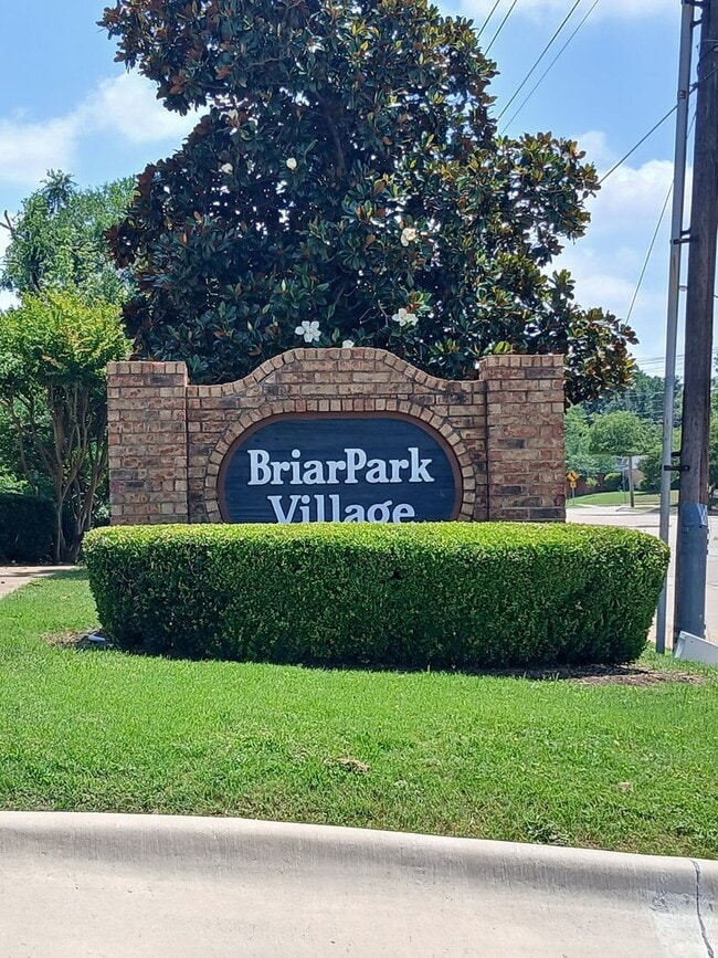 2nd Floor Condo 1 Bedroom and 1 Bath - 2nd Floor Condo 1 Bedroom and 1 Bath