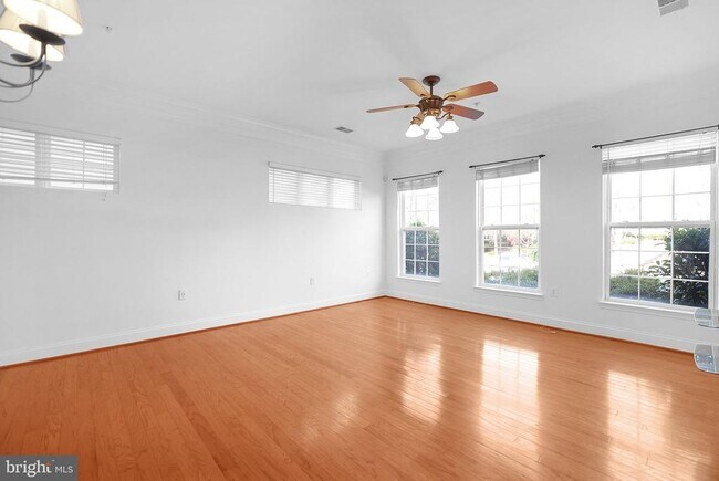 Photo - 12806 Murphy Grove Terrace