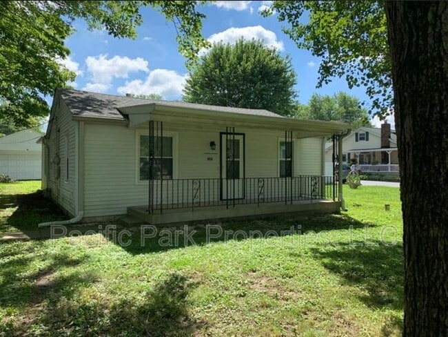 Photo - 3419 S Parker Ave