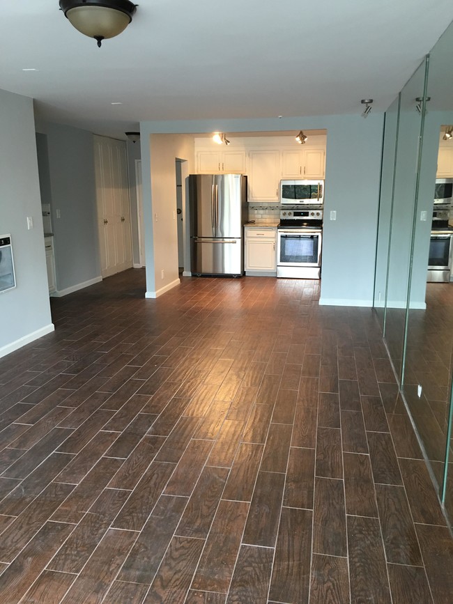 Building Photo - 500 Cagney Ln Unit 208