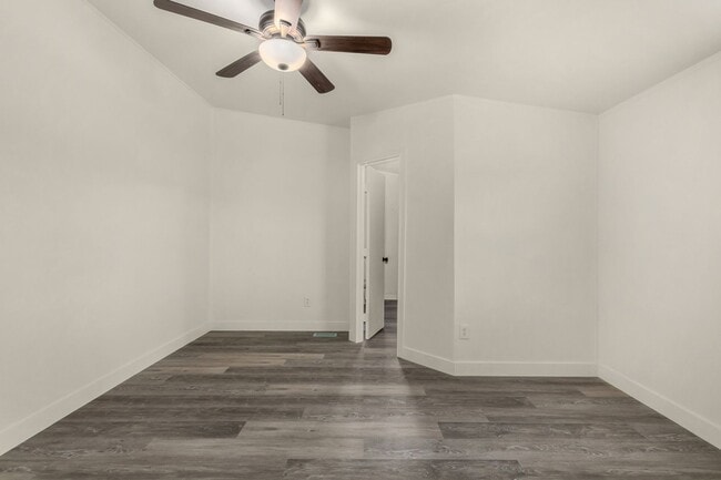 Photo - 1.25 Acre 5 Bedroom 3 Bathroom Horse Property in Florence!