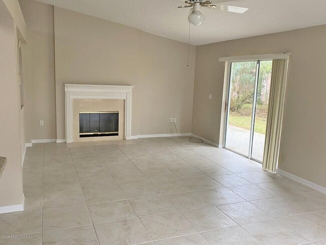 Photo - 2470 Alicia Ln