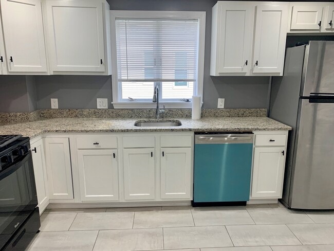 Photo - 54 Madison Ave Apartments Unit 2