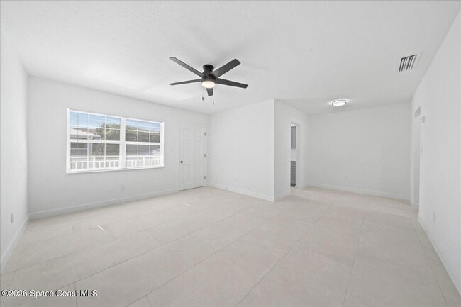 154 Crescent Beach Dr