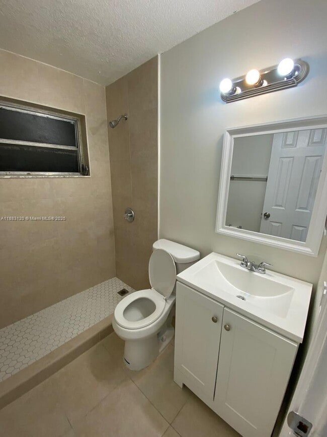Photo - 2766 NW 9th Pl