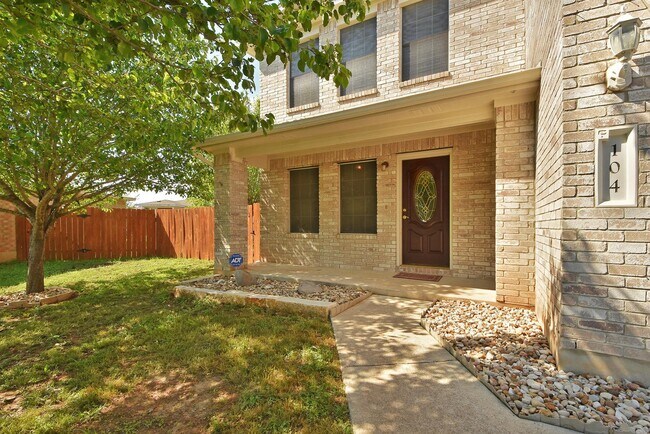 Building Photo - 104 Keaton Cove