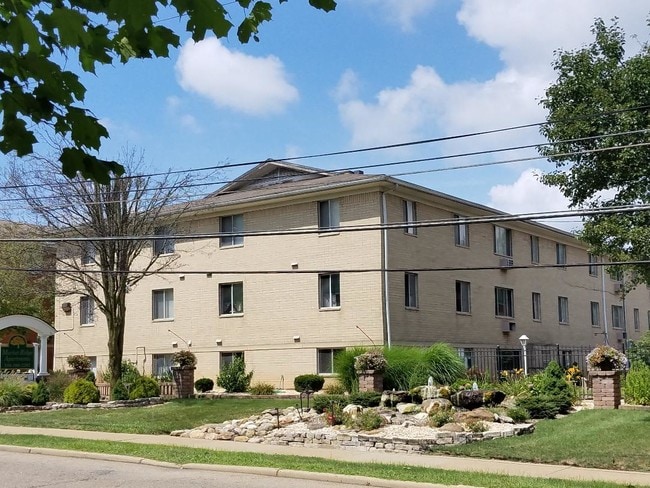 Market Ridge Apartments