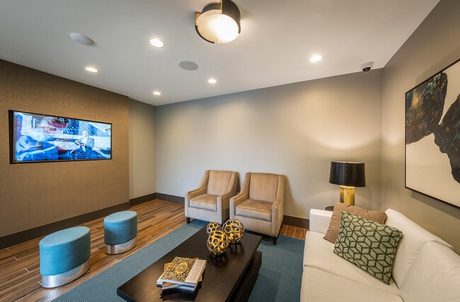 Wi-Fi and Media Lounge - Bexley Grapevine