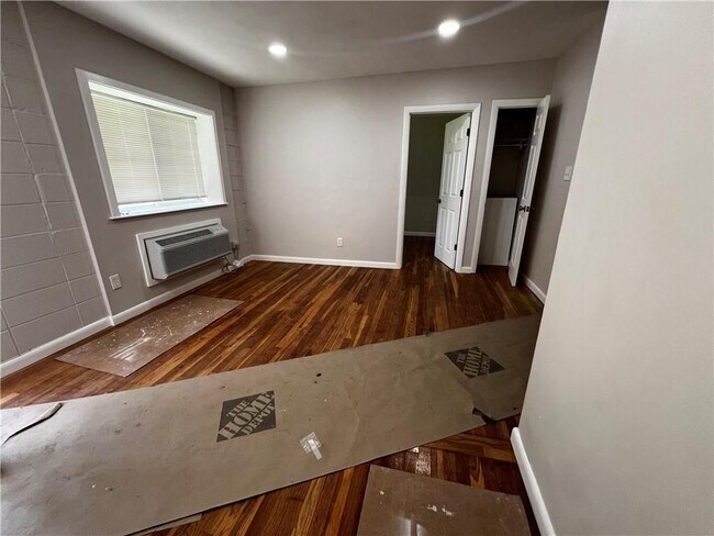 Photo - 1890 Broad St Unit 116