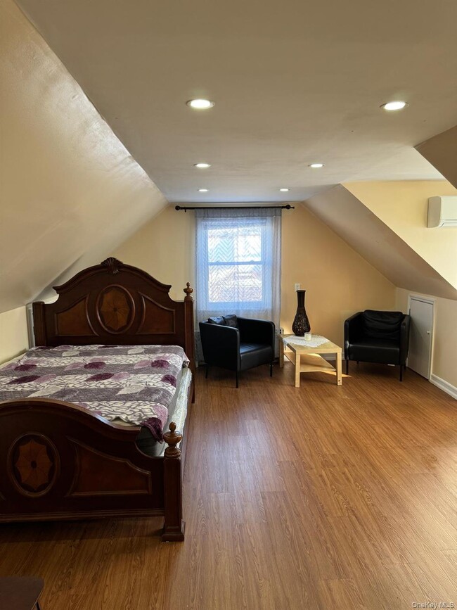 Photo - 73-49 188th St Unit 2