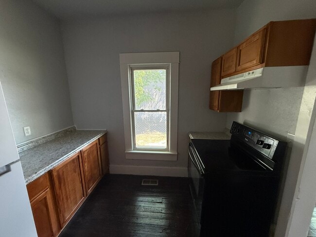 Photo - 722 E 7th Ave
