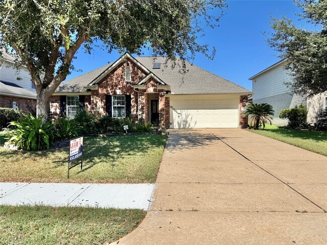 Building Photo - 7617 Waterlilly Ln